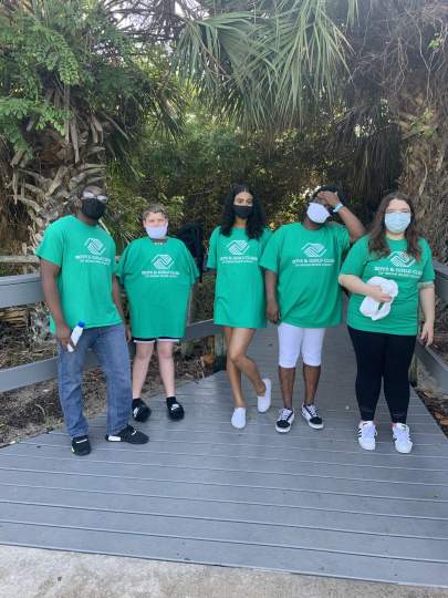 Teens Volunteering